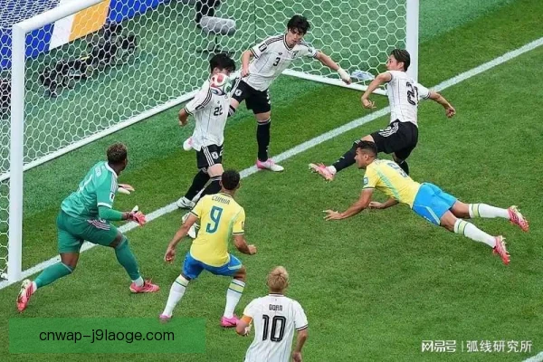 2018年世界杯卡巴列罗传球失误：门将出球风险再成讨论焦点